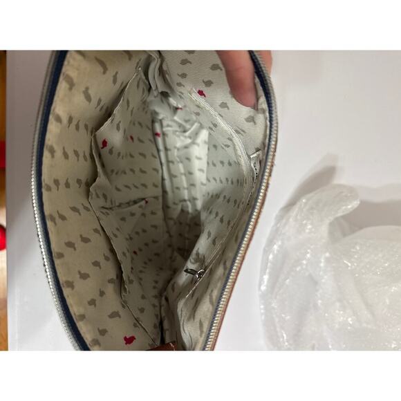 Sakroots Artist Circle Navy Floral Shoulder Cross Body Purse Charm Blue White - Picture 8 of 8